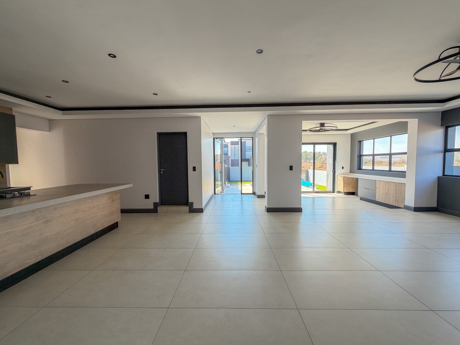 4 Bedroom Property for Sale in Fountainbrook Estate Gauteng