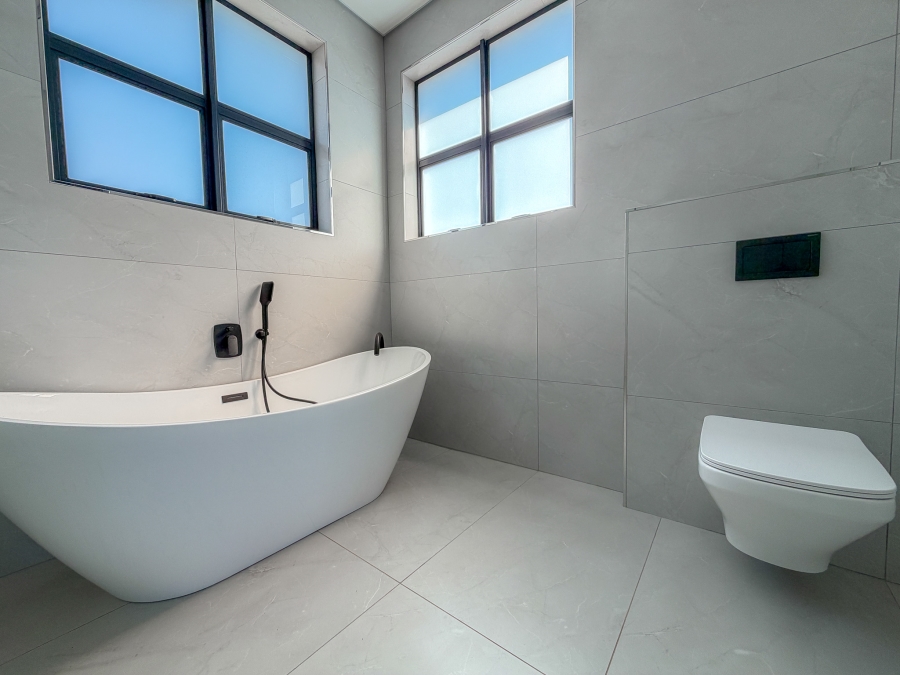 4 Bedroom Property for Sale in Fountainbrook Estate Gauteng