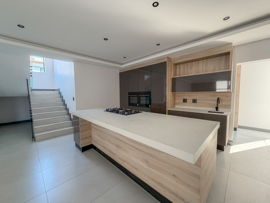 4 Bedroom Property for Sale in Fountainbrook Estate Gauteng