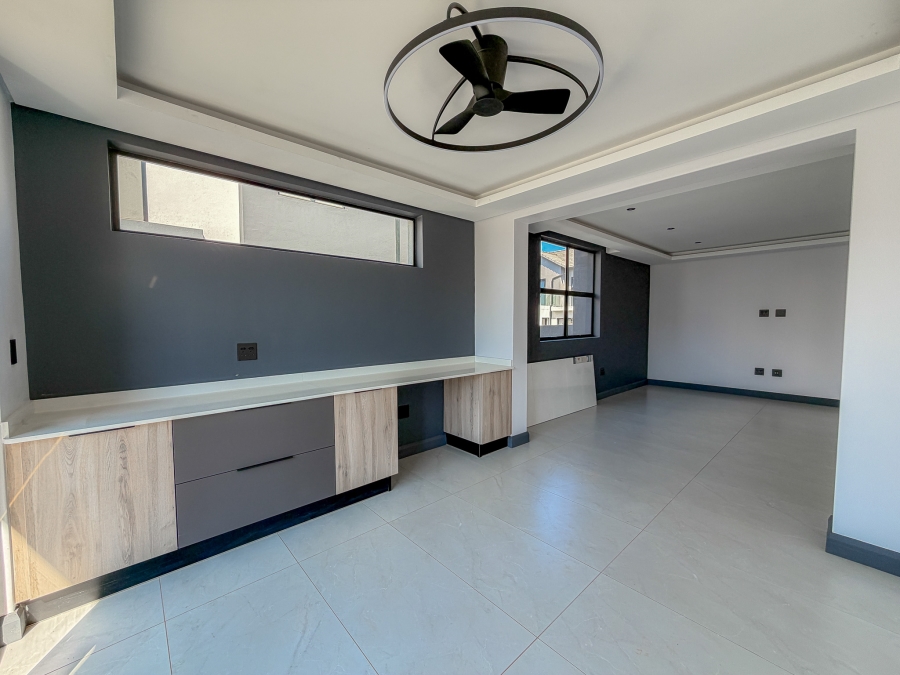 4 Bedroom Property for Sale in Fountainbrook Estate Gauteng