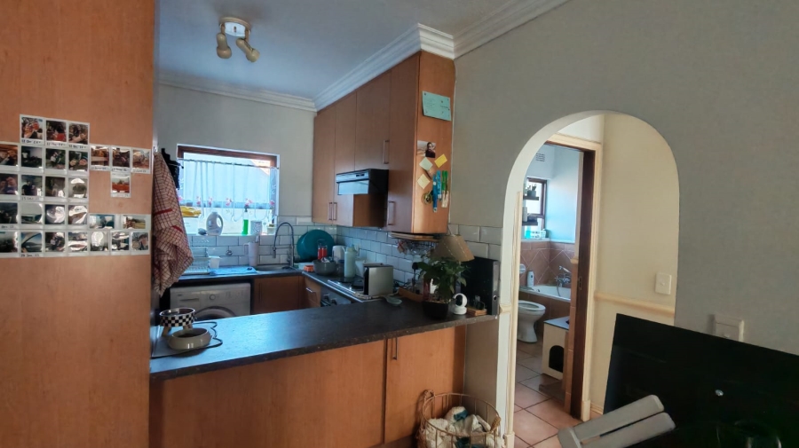 To Let 1 Bedroom Property for Rent in Douglasdale Gauteng