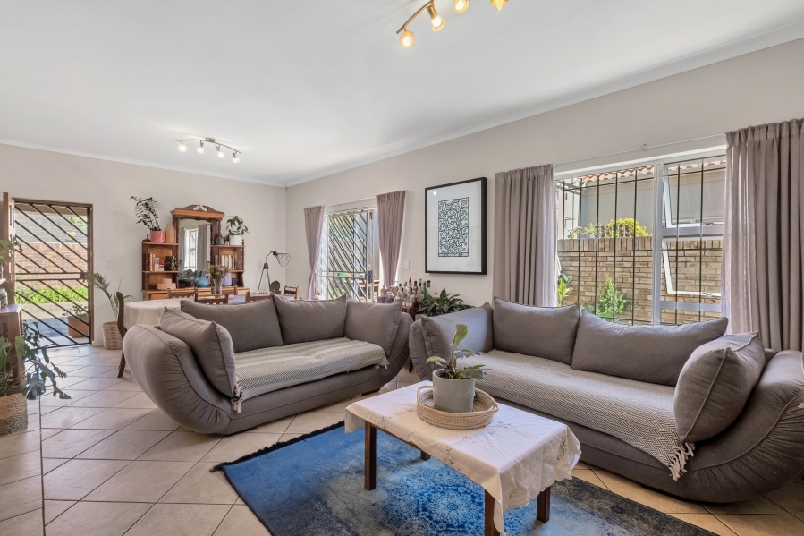 3 Bedroom Property for Sale in Linden Gauteng
