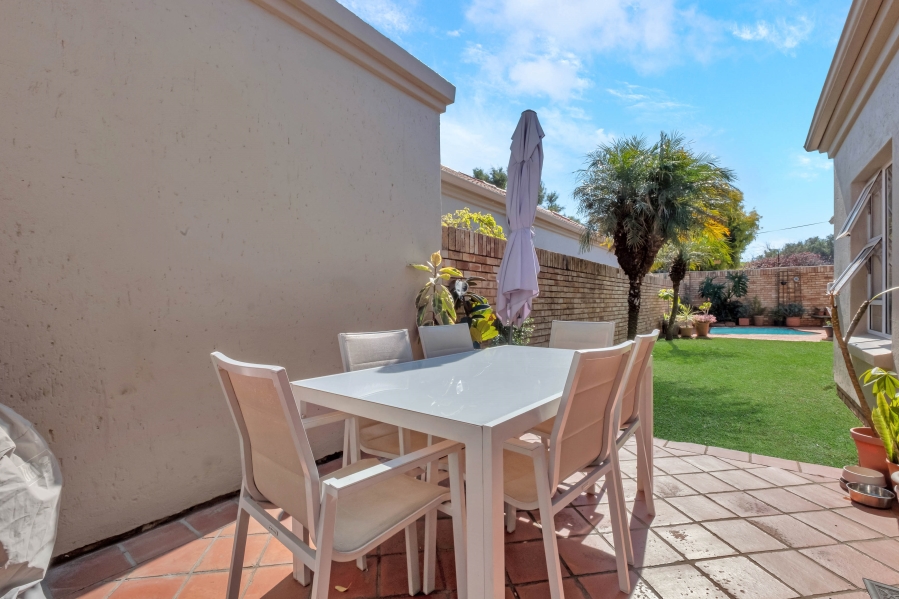3 Bedroom Property for Sale in Linden Gauteng
