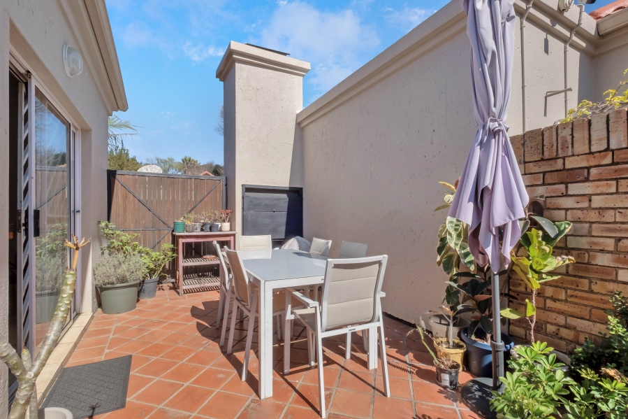 3 Bedroom Property for Sale in Linden Gauteng