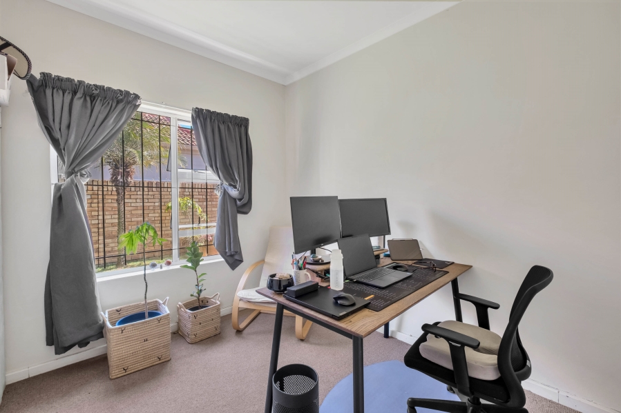 3 Bedroom Property for Sale in Linden Gauteng