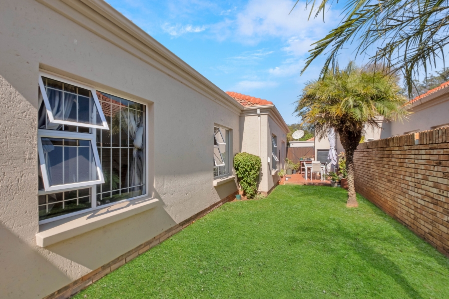 3 Bedroom Property for Sale in Linden Gauteng