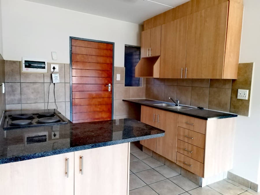 2 Bedroom Property for Sale in Kibler Park Gauteng