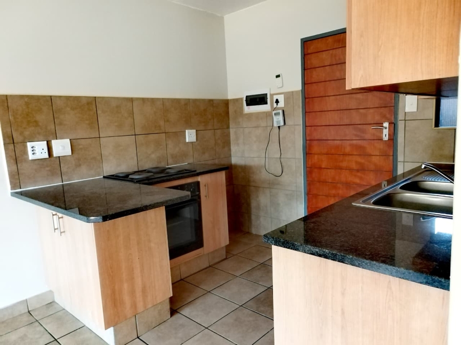 2 Bedroom Property for Sale in Kibler Park Gauteng