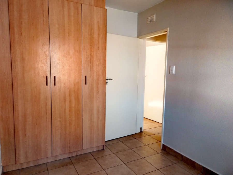 2 Bedroom Property for Sale in Kibler Park Gauteng