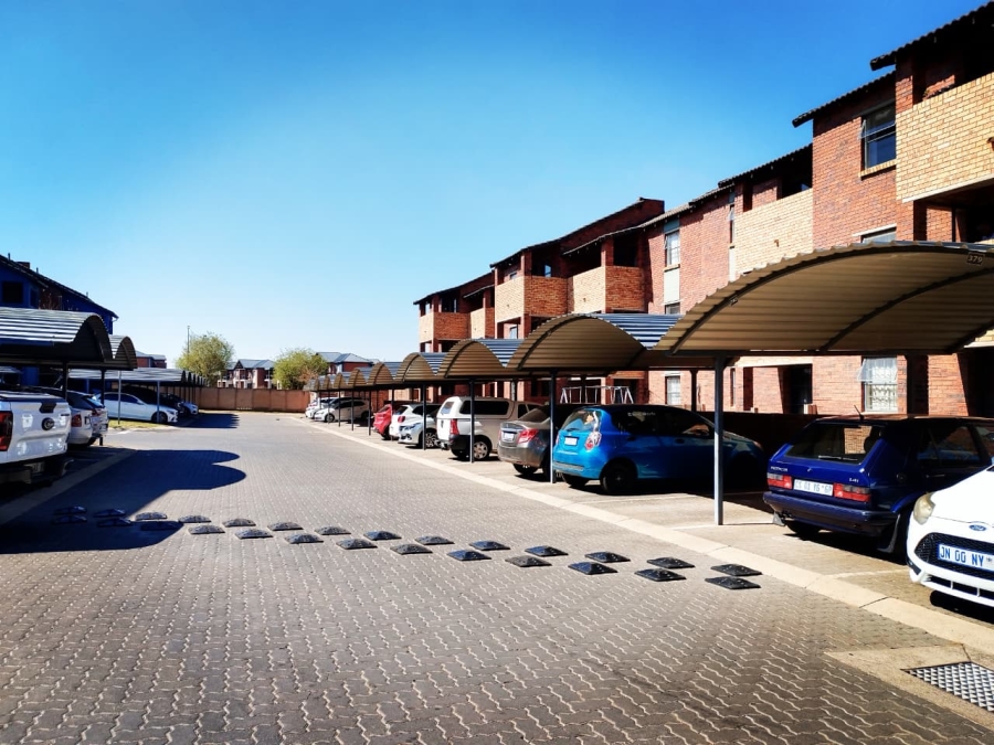 2 Bedroom Property for Sale in Kibler Park Gauteng
