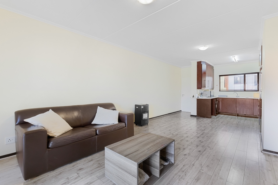 2 Bedroom Property for Sale in Sunninghill Gauteng