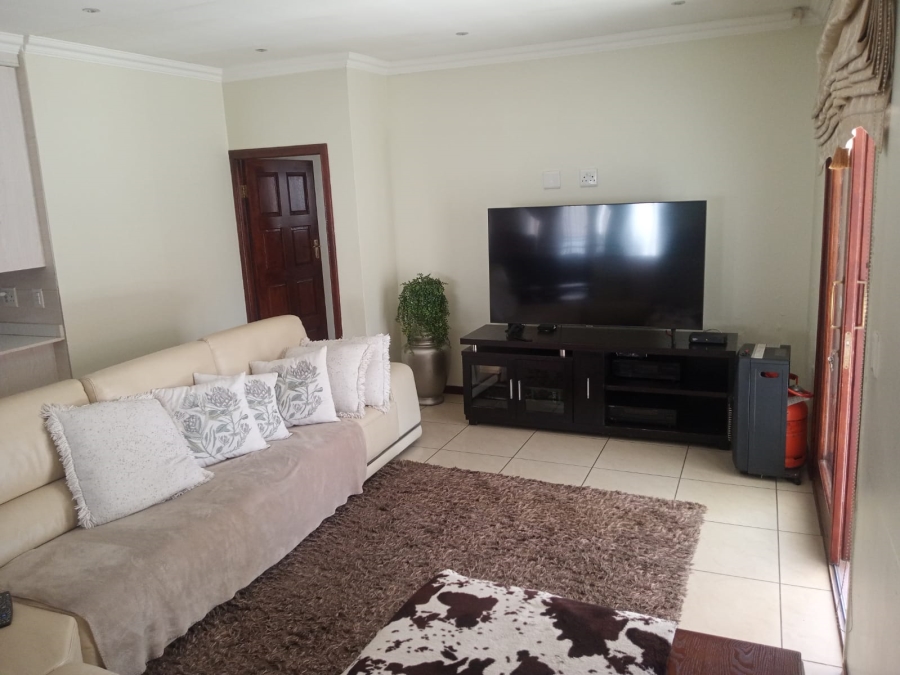 4 Bedroom Property for Sale in Parkhaven Gauteng