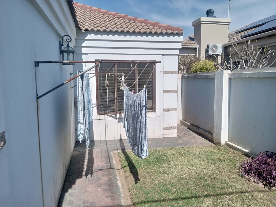 4 Bedroom Property for Sale in Parkhaven Gauteng
