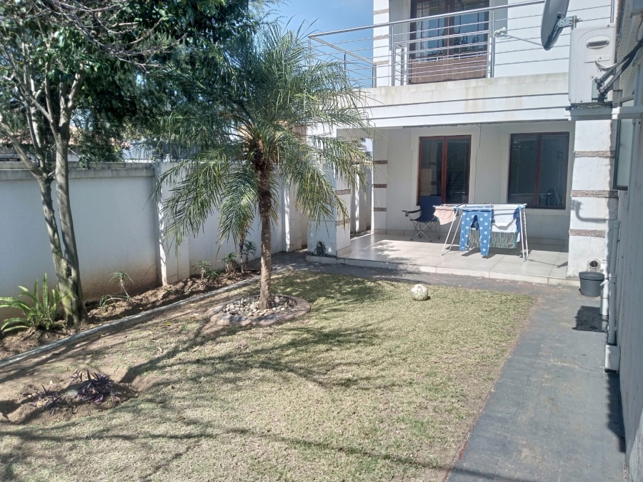 4 Bedroom Property for Sale in Parkhaven Gauteng