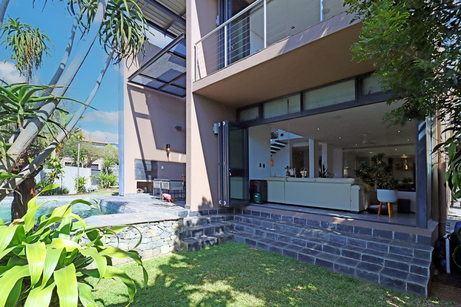 4 Bedroom Property for Sale in Greenstone Hill Gauteng