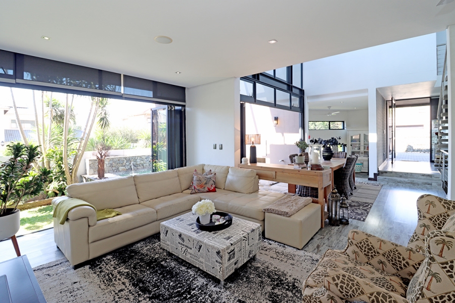 4 Bedroom Property for Sale in Greenstone Hill Gauteng