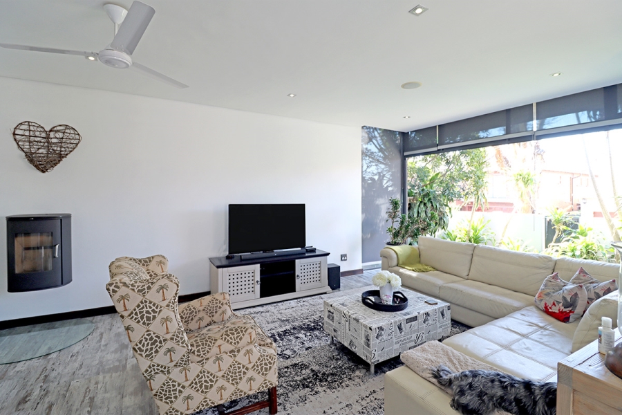 4 Bedroom Property for Sale in Greenstone Hill Gauteng