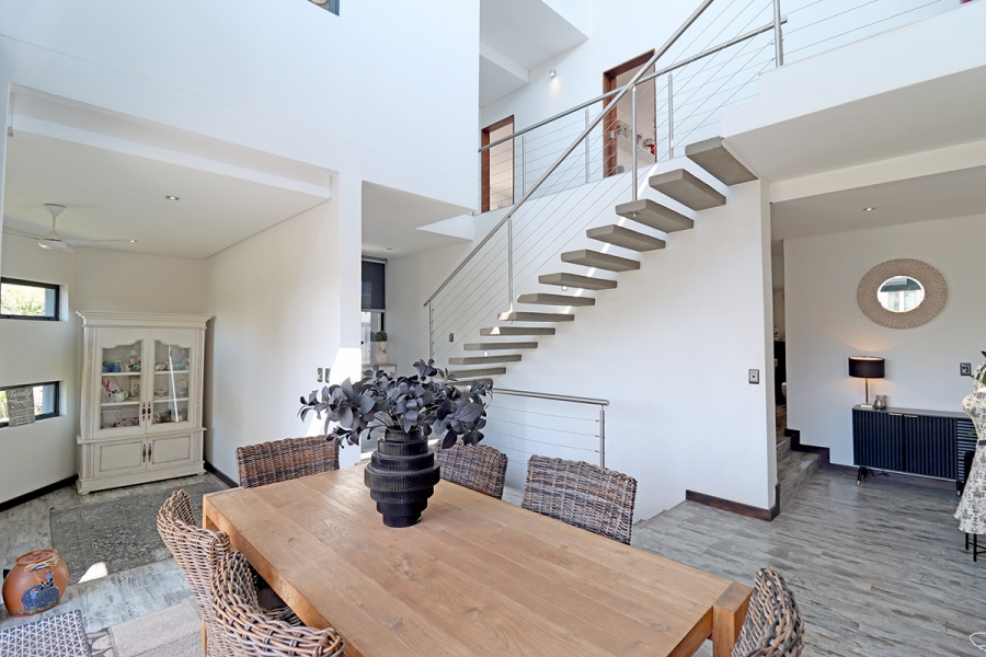 4 Bedroom Property for Sale in Greenstone Hill Gauteng