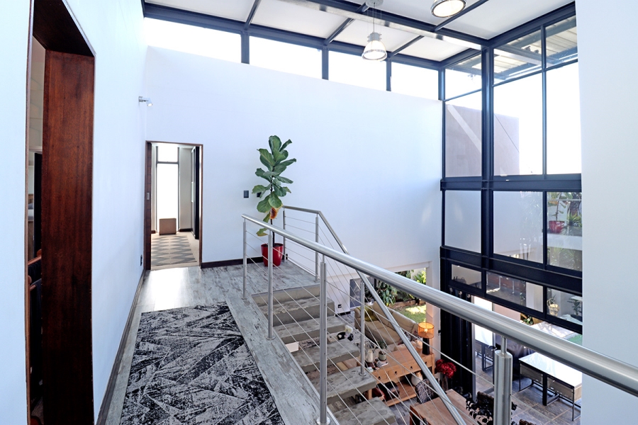4 Bedroom Property for Sale in Greenstone Hill Gauteng