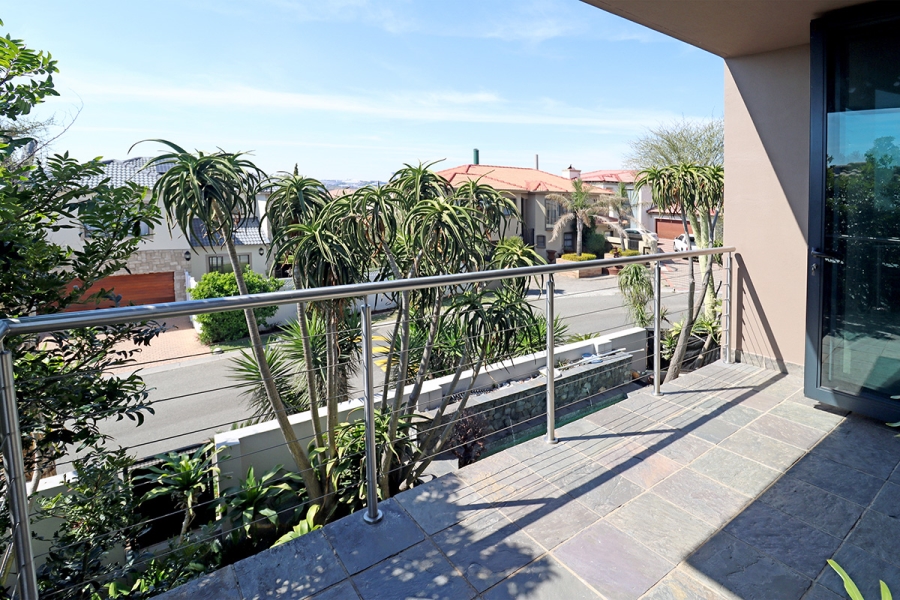 4 Bedroom Property for Sale in Greenstone Hill Gauteng