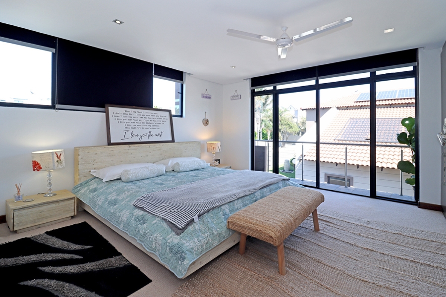4 Bedroom Property for Sale in Greenstone Hill Gauteng