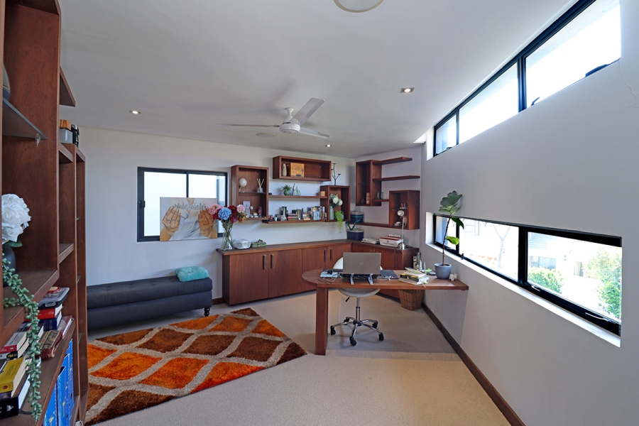 4 Bedroom Property for Sale in Greenstone Hill Gauteng