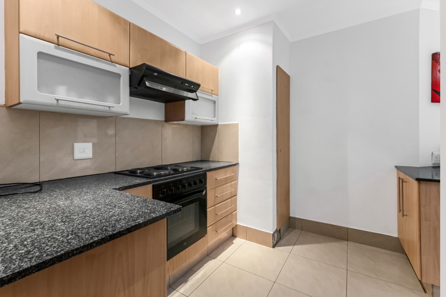 To Let 2 Bedroom Property for Rent in Sandown Gauteng