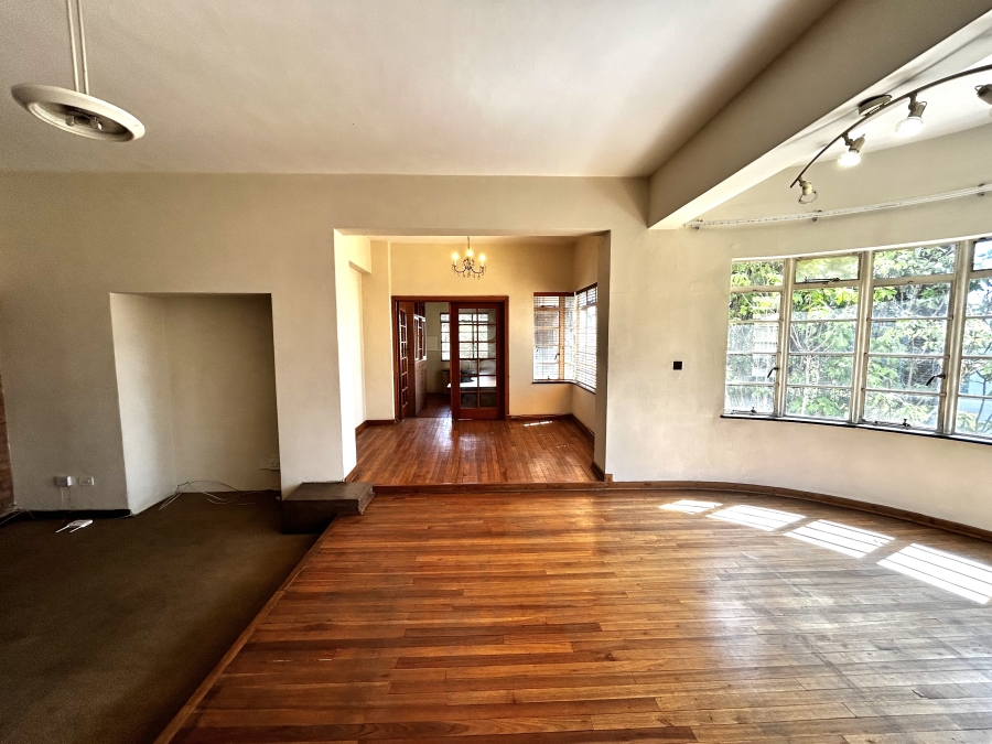 To Let 2 Bedroom Property for Rent in Houghton Estate Gauteng