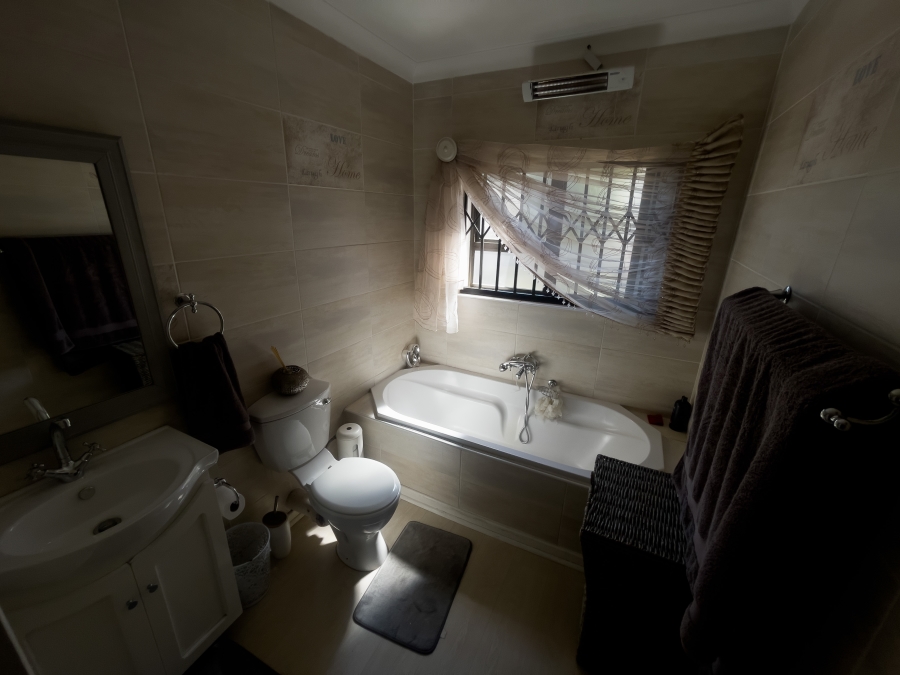 3 Bedroom Property for Sale in Brenthurst Gauteng