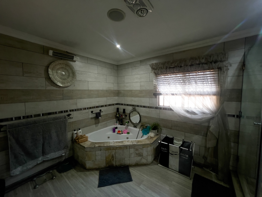 3 Bedroom Property for Sale in Brenthurst Gauteng