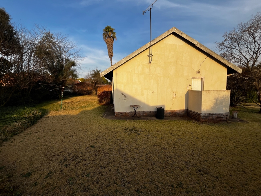 3 Bedroom Property for Sale in Dersley Gauteng