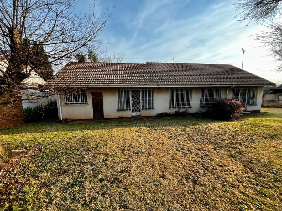 3 Bedroom Property for Sale in Dersley Gauteng