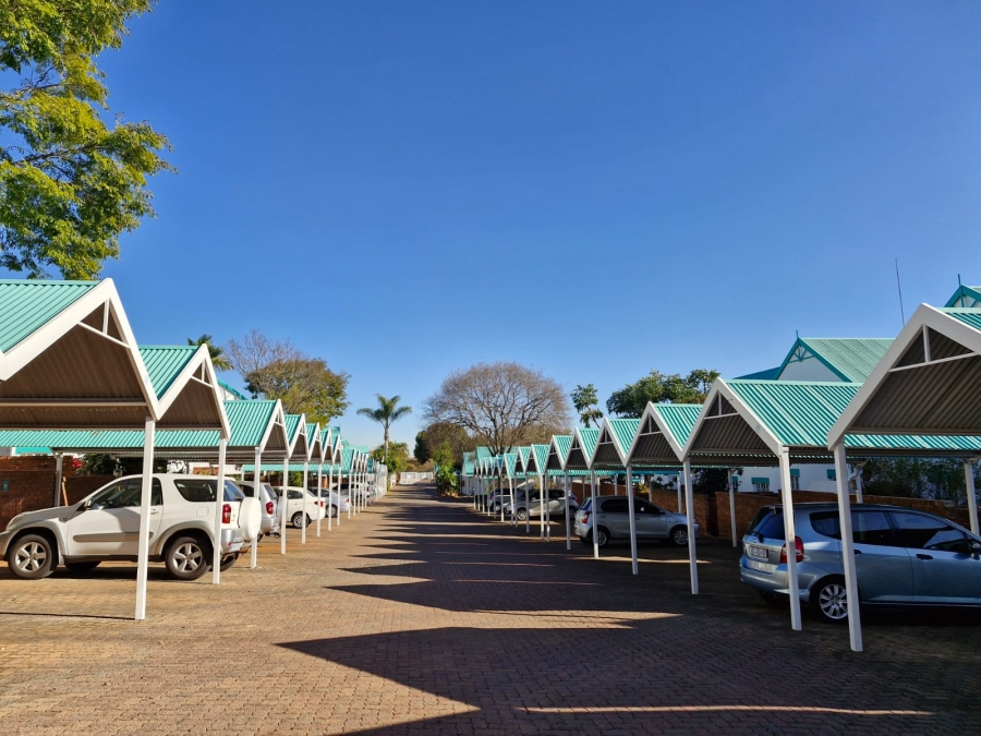 To Let 2 Bedroom Property for Rent in Faerie Glen Gauteng