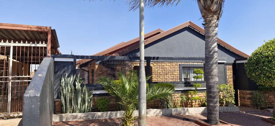2 Bedroom Property for Sale in Mamelodi East Gauteng