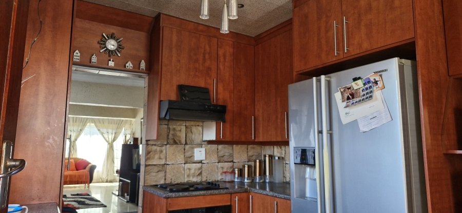 2 Bedroom Property for Sale in Mamelodi East Gauteng