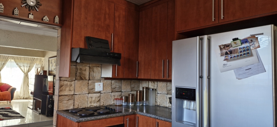 2 Bedroom Property for Sale in Mamelodi East Gauteng