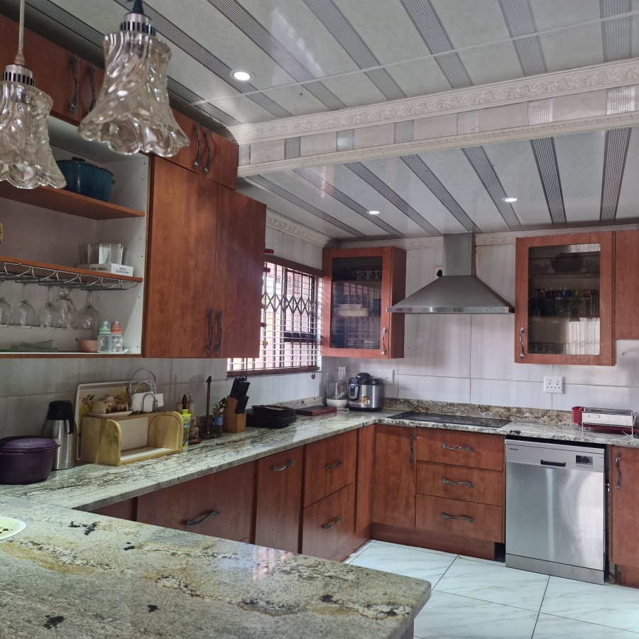To Let 4 Bedroom Property for Rent in Mahube Valley Gauteng