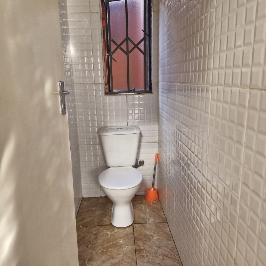 To Let 4 Bedroom Property for Rent in Mahube Valley Gauteng