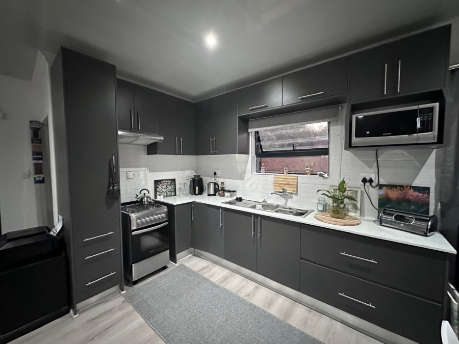 3 Bedroom Property for Sale in Dalpark Proper Gauteng