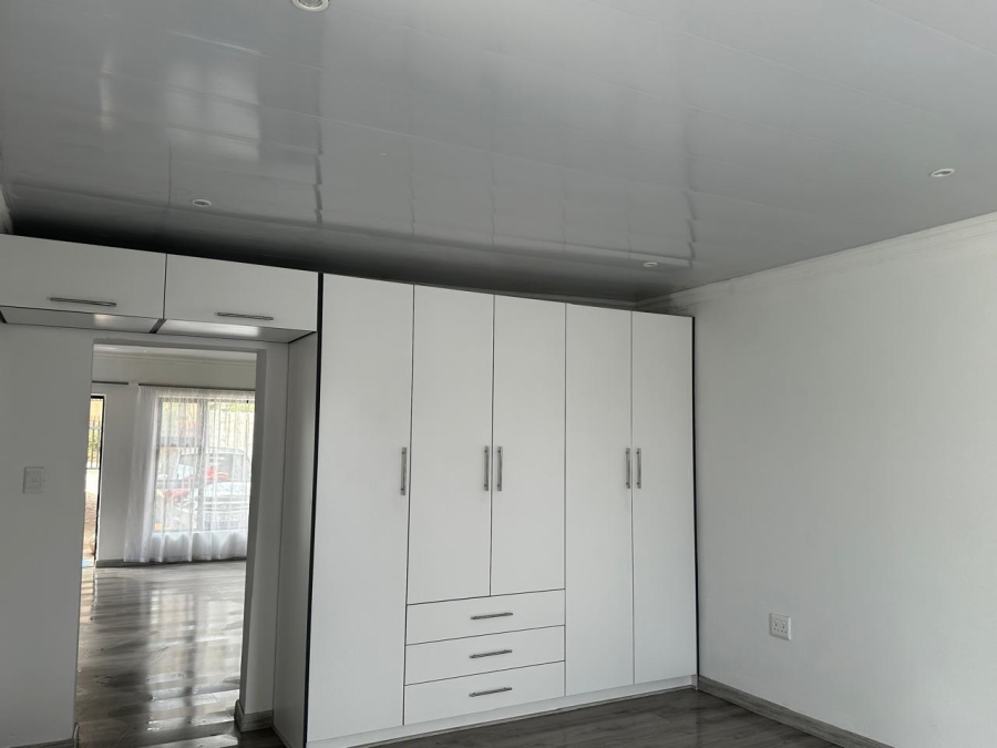 3 Bedroom Property for Sale in Dalpark Proper Gauteng