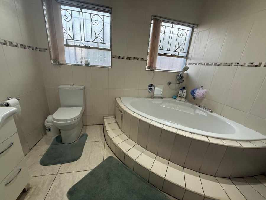3 Bedroom Property for Sale in Dalpark Proper Gauteng