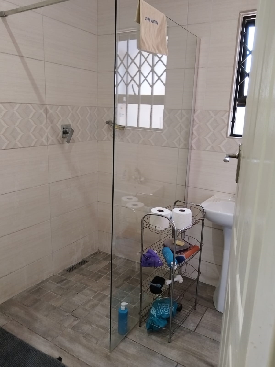 To Let 3 Bedroom Property for Rent in Birch Acres Gauteng