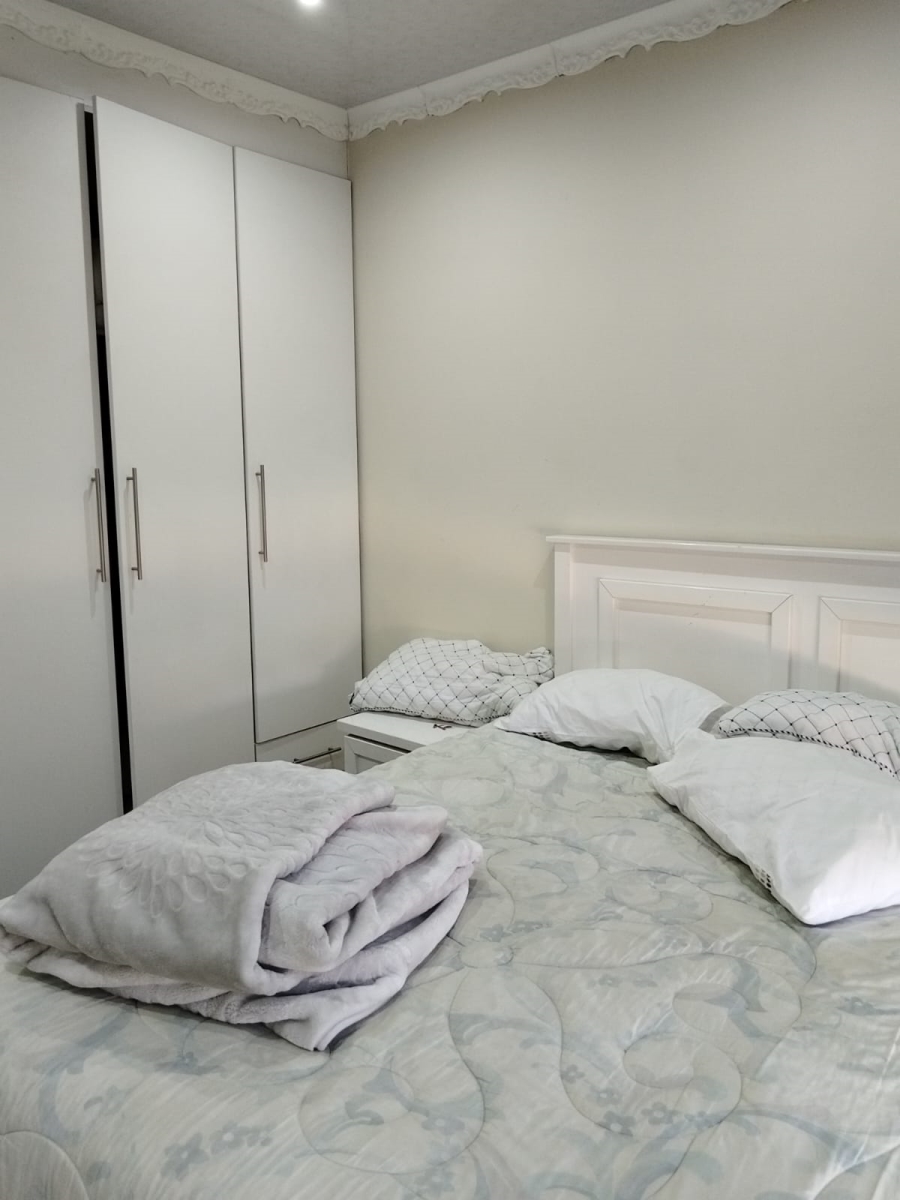 To Let 3 Bedroom Property for Rent in Birch Acres Gauteng