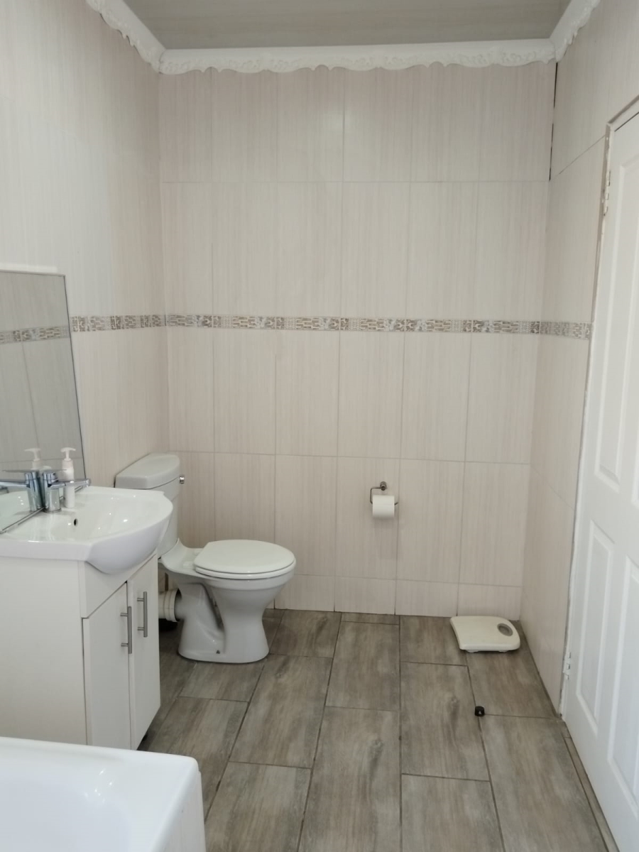 To Let 3 Bedroom Property for Rent in Birch Acres Gauteng