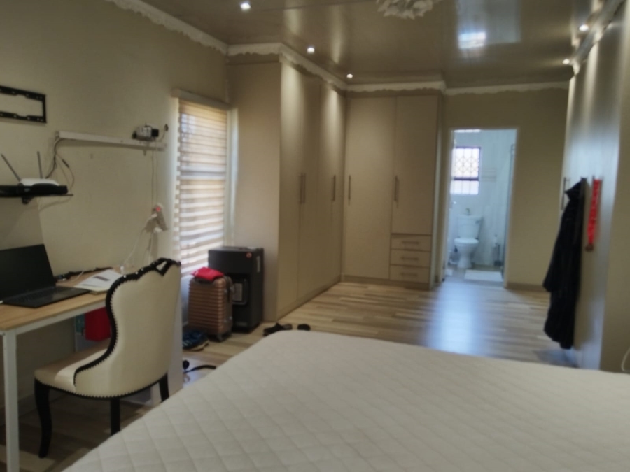 To Let 3 Bedroom Property for Rent in Birch Acres Gauteng