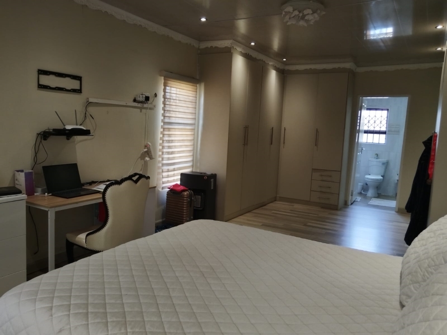 To Let 3 Bedroom Property for Rent in Birch Acres Gauteng