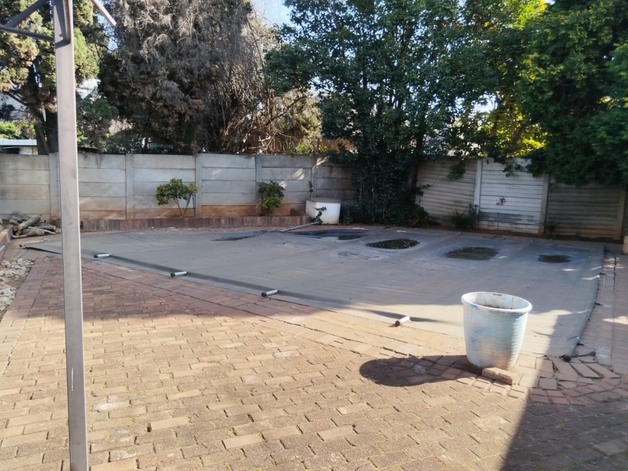 To Let 3 Bedroom Property for Rent in Birch Acres Gauteng