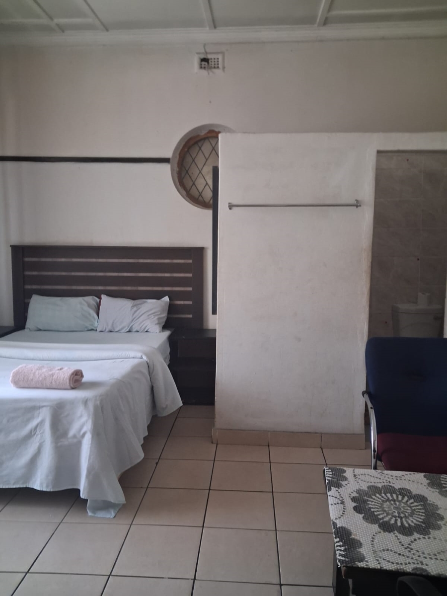5 Bedroom Property for Sale in Vereeniging Gauteng