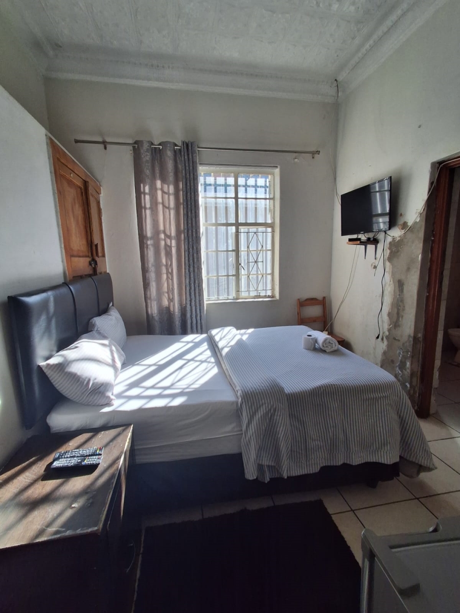 5 Bedroom Property for Sale in Vereeniging Gauteng