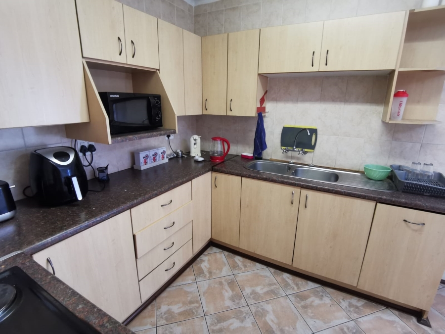 1 Bedroom Property for Sale in Van Dyk Park Gauteng